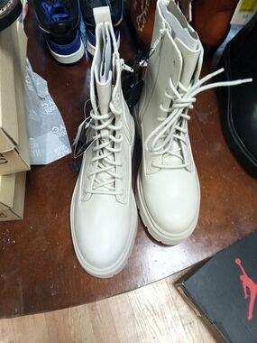 Men's Lace-Up Combat Boots in Cream
